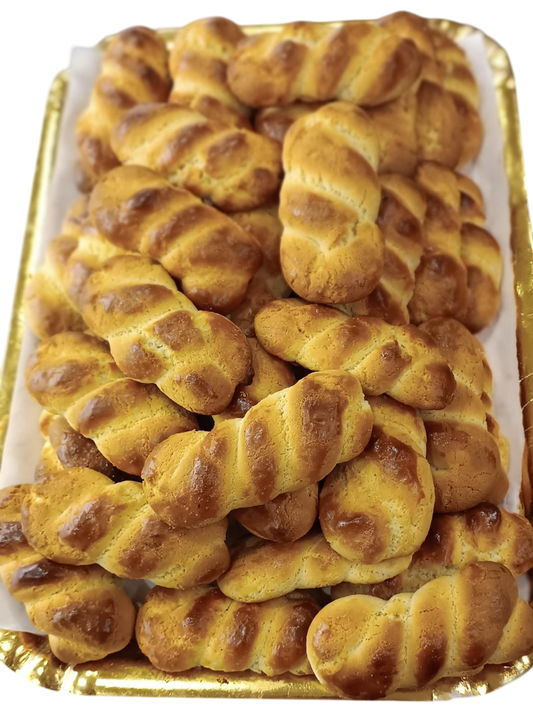 Biscotti Italiani Trecce a Latte dal Sapore Delicato